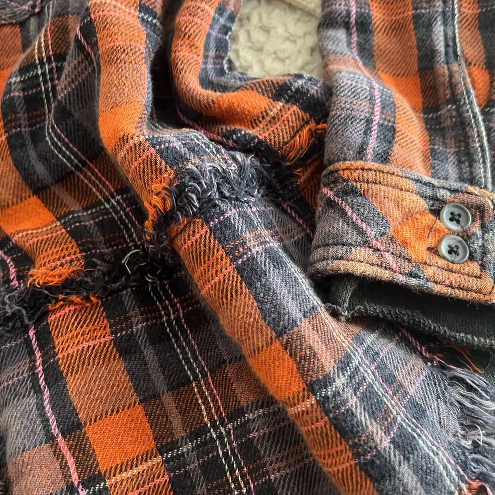 We the Free Calico Basin Plaid Flannel Distressed Hooded Jacket Shacket XS - Picture 8 of 16
